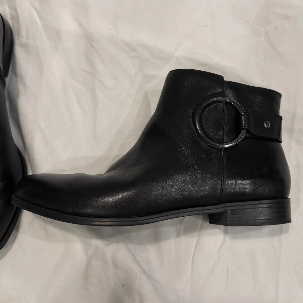 Alfani black ankle boots with side zip. - Picture 3 of 7